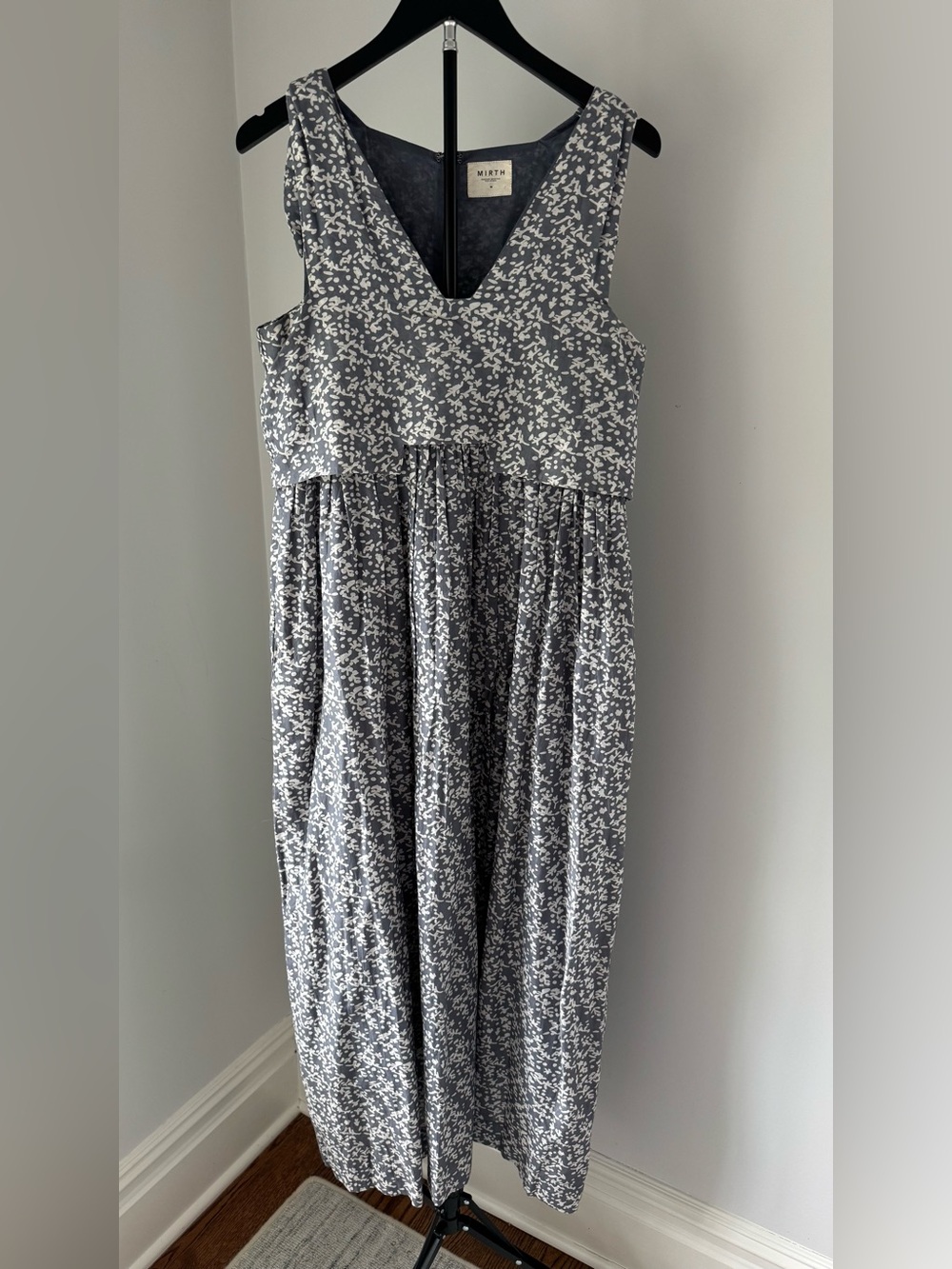 Mirth Grey Floral Midi Dress - V-Neck Sleeveless